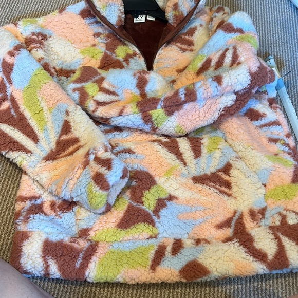 NWT ROXY bonfires on the beach thick Sherpa size S/M - Picture 13 of 13